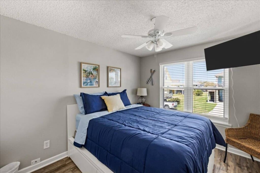 Blue Breezes vacation rental in Jamaica Beach, TX – photo 36