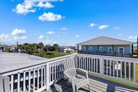 Blue Breezes vacation rental in Jamaica Beach, TX – photo 46